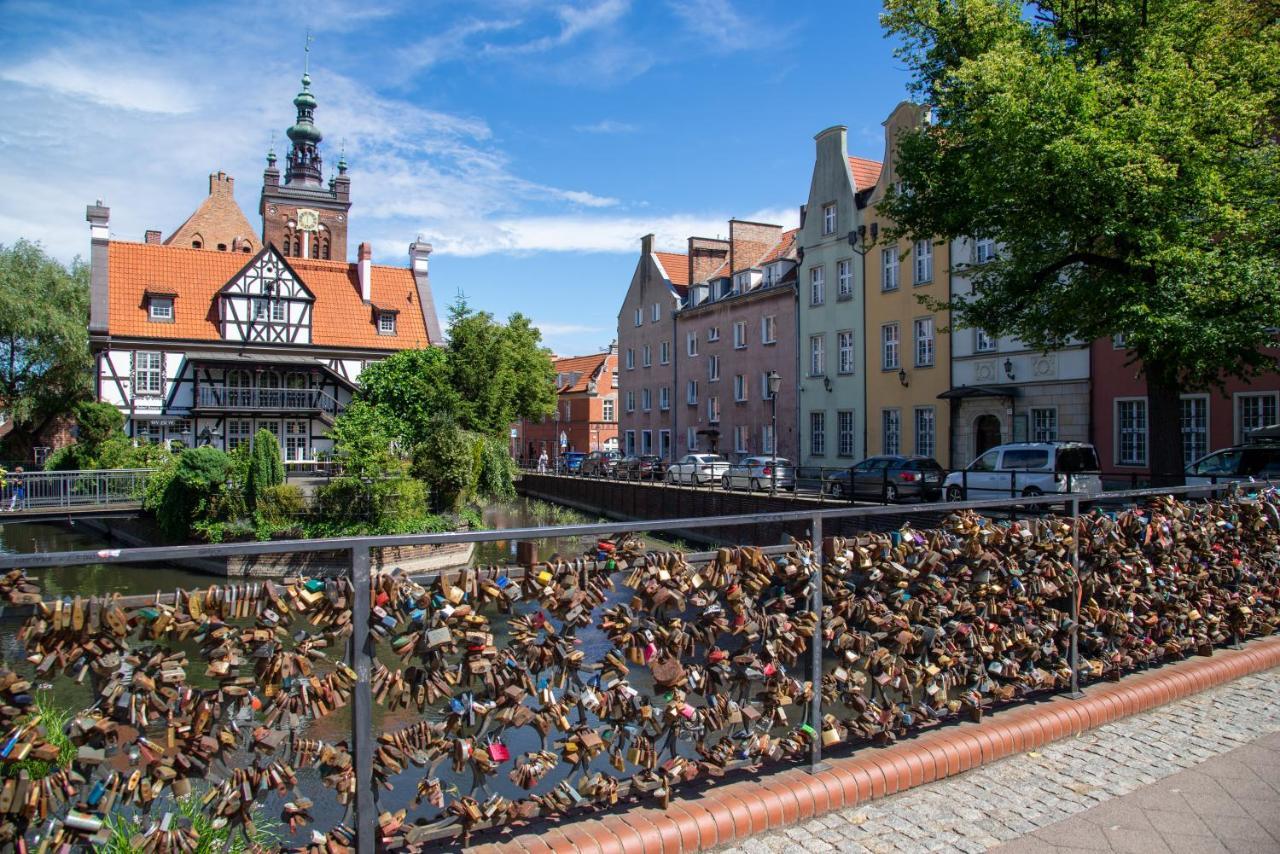 Maya'S Flats & Resorts 60 - Most Milosci Gdansk Luaran gambar